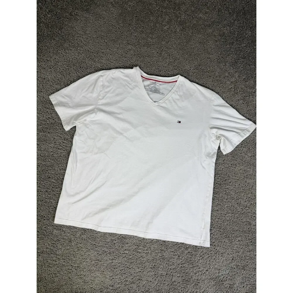 Tommy Hilfiger Shirt Mens XL White V-Neck Logo Cotton Jersey Classic Fit